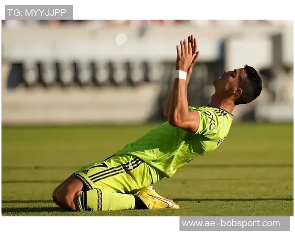 C罗拒绝出战沙特联赛或将面临罚款处罚引发关注